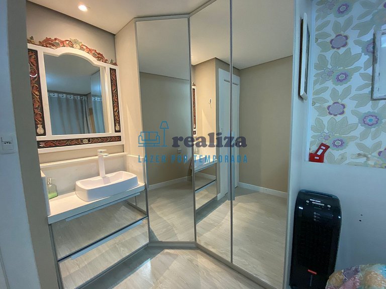 Junto à Catedral de Pedra - Alegro