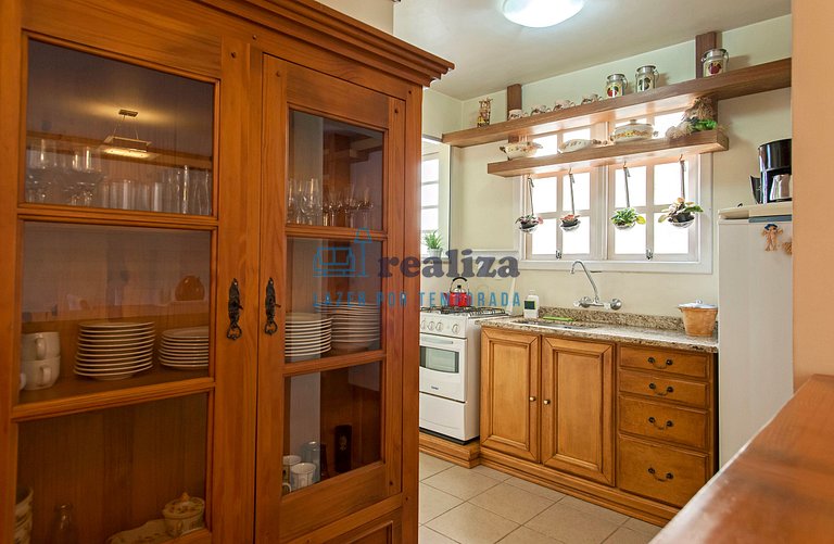 Apartamento 2 quartos no Centro de Gramado-Borges