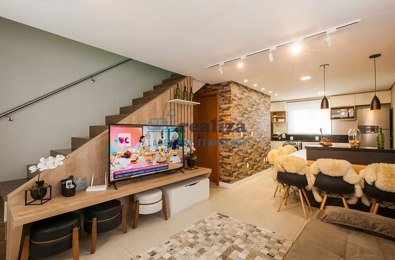 Confortável e Completa para 6 pessoas em Canela