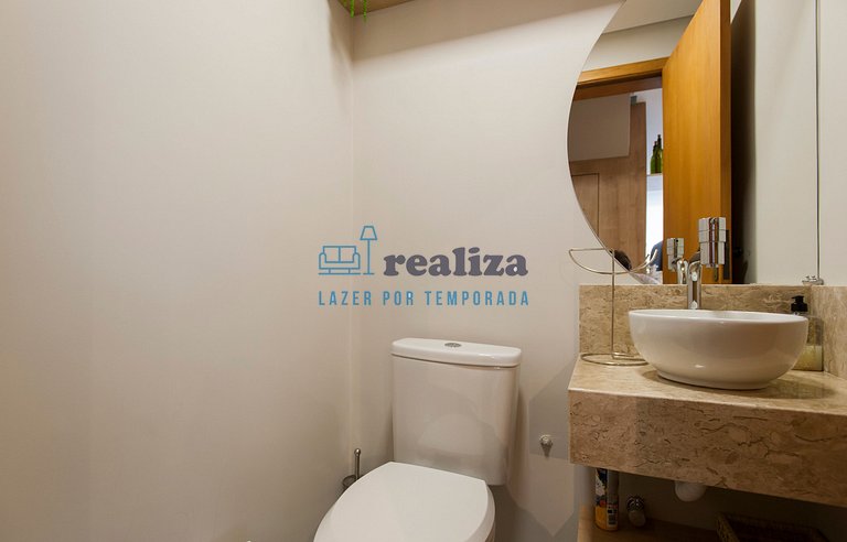 Confortável e Completa para 6 pessoas em Canela