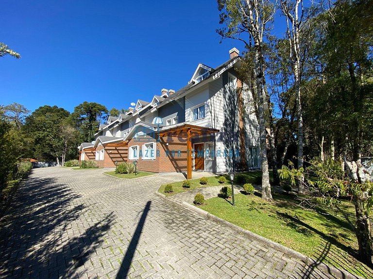 Casa completa no coração da Vila Suzana