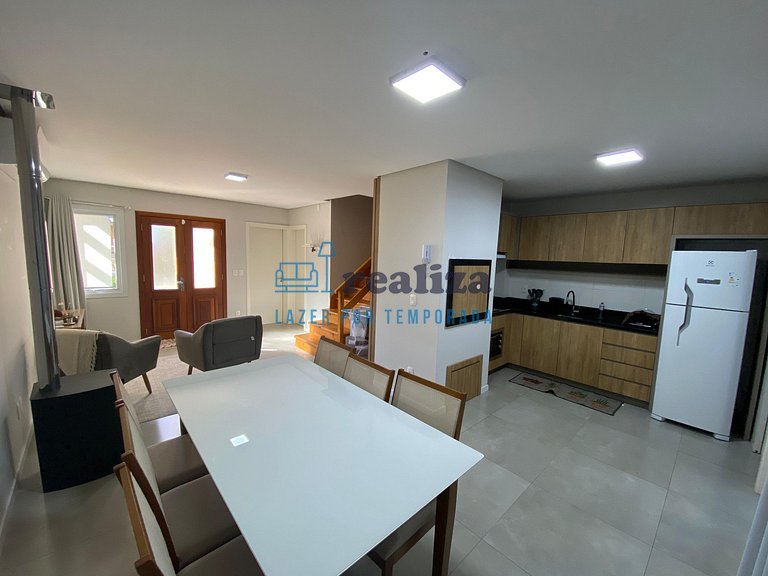 Casa completa em bairro Nobre