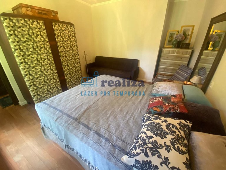 Linda casa com pátio amplo para 8 pessoas